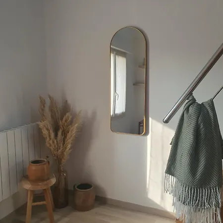 Avec Petit Déjeuner à 5 Mins Du Futuroscope * Chasseneuil-du-Poitou