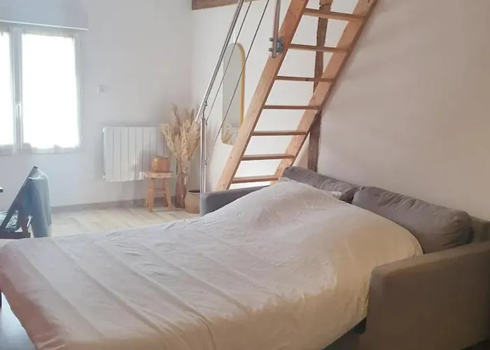 Avec Petit Déjeuner à 5 Mins Du Futuroscope